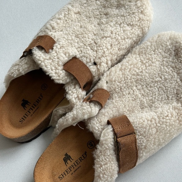NWT Shepherd Of Sweden Roma Slippers - Creme - Picture 7 of 9